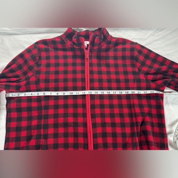 Croft & Barrow women’s Red and Black Checkered Fleece Jacket XXL - Picture 3 of 5